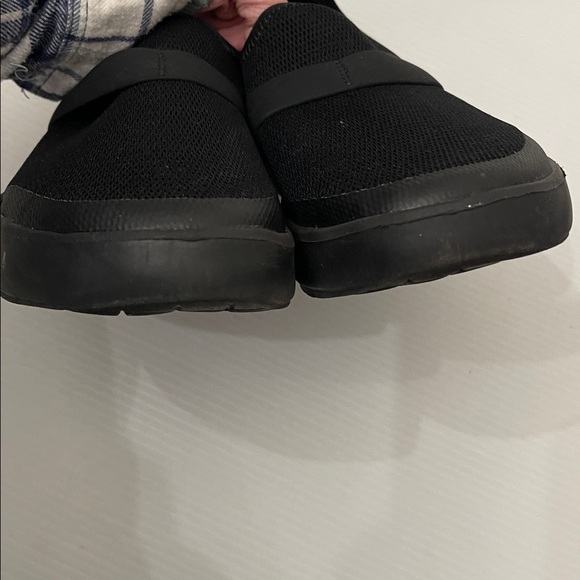 OOFOS OOMG LOW RECOVERY SLIPS ON SHOES WOMENS SIZE 9 - Picture 8 of 12